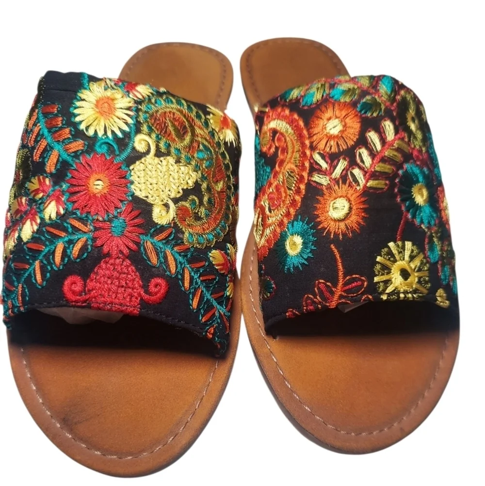 Floral Embroidered Fabric Sandal Slide